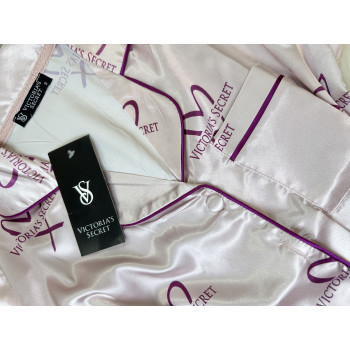 Рожевий комплект сорочка з шортами Victorias Secret