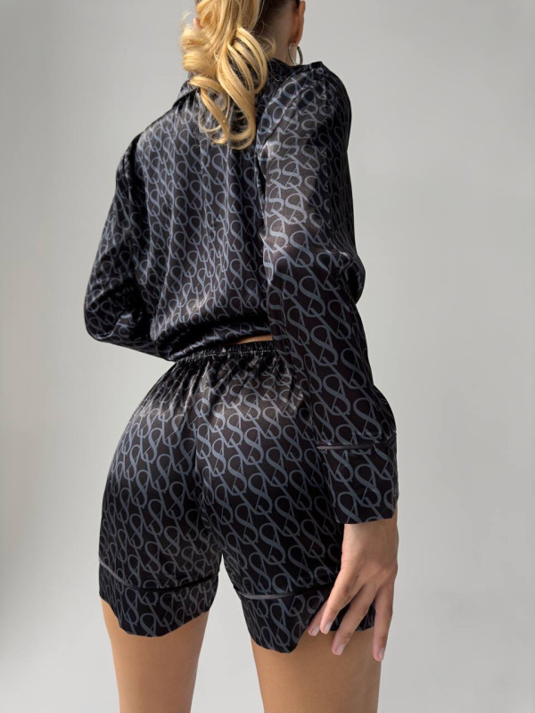 Чорний комплект сорочка з шортами Logo Victorias Secret