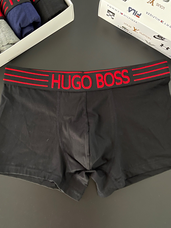 Комплект чоловічих боксерів Hugo Boss, 4шт в коробці