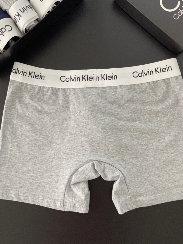 Комплект чоловічих боксерів Calvin Klein 365 white, 5шт в коробці