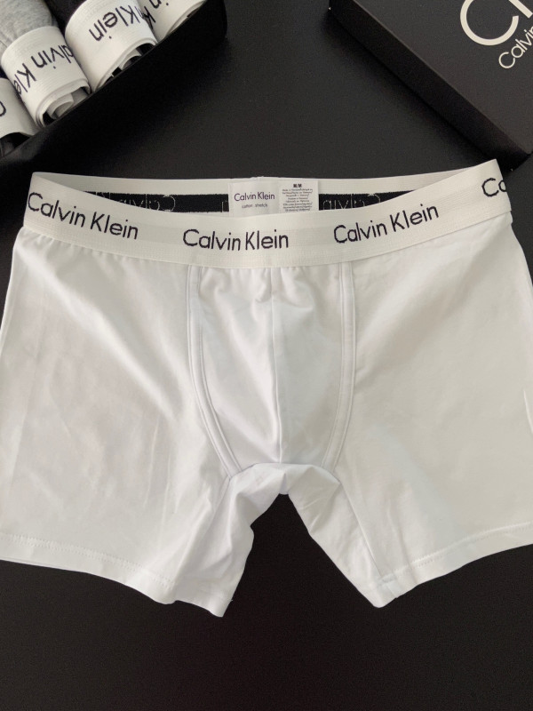 Комплект чоловічих боксерів Calvin Klein 365 white, 5шт в коробці