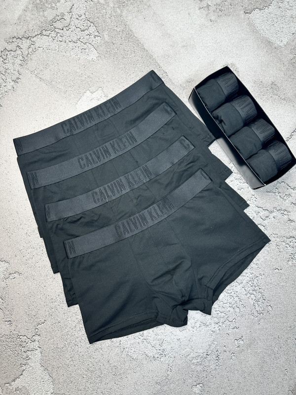 Комплект чорних чоловічих боксерів Calvin Klein striped2, 4шт в коробці